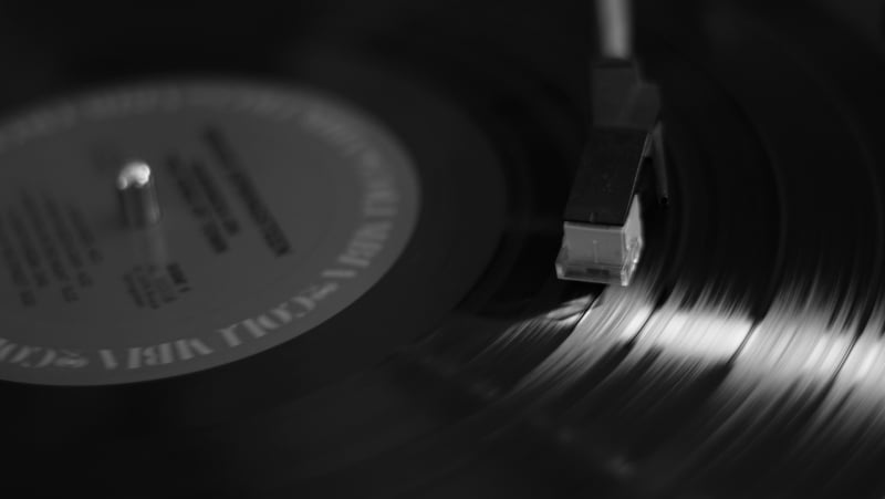 Vinyl playing