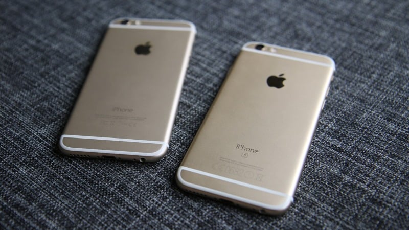 iPhone 6s gold